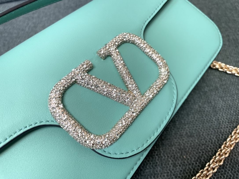 Va1e*ntin0 satchel bag